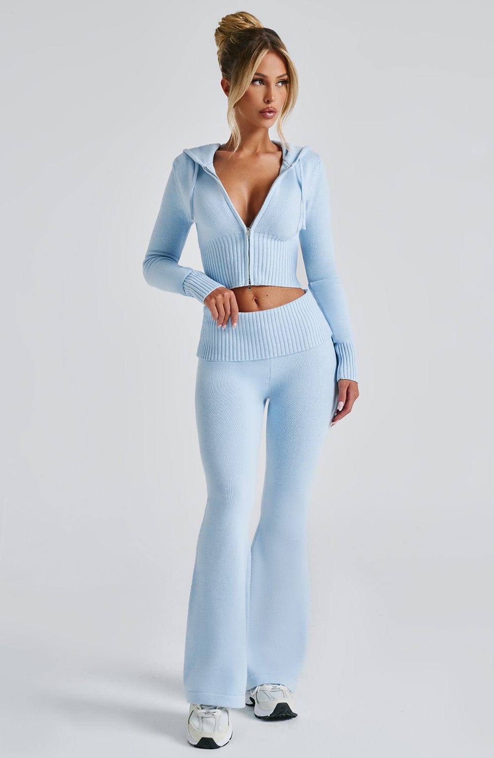 Portia | Miękka Bluza z Kapturem Baby Blue